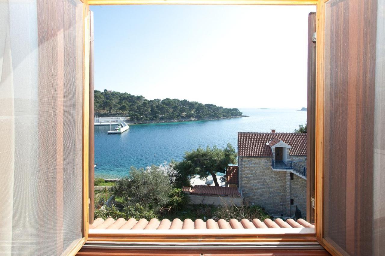Golden View Luxury Apartment Maslinica Exterior photo
